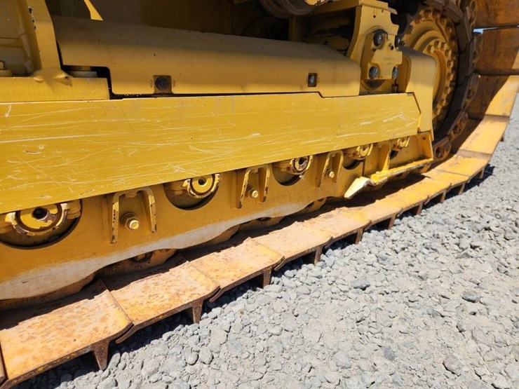 2023-deere-700l-image-13