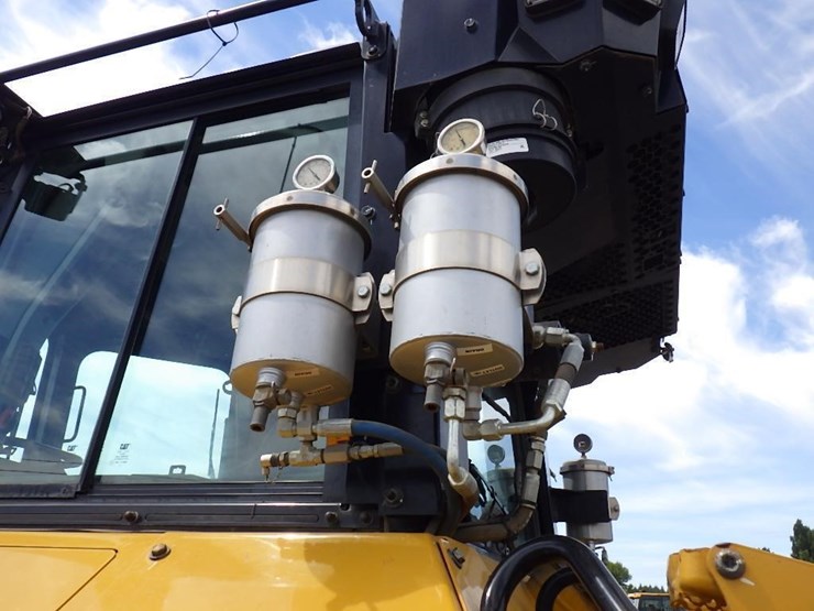 2020-caterpillar-d5-lgp-image-21
