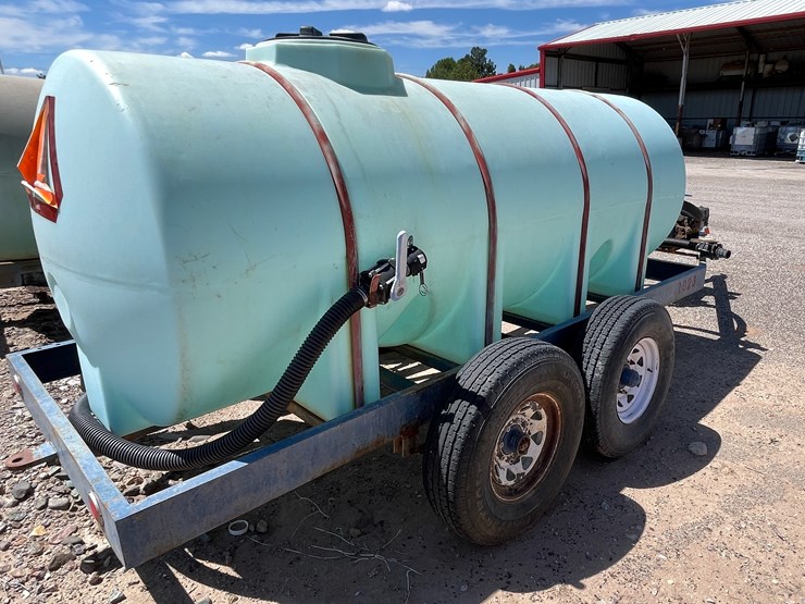 #9140-•-1000-gallon-fertilizer-tank-image-2