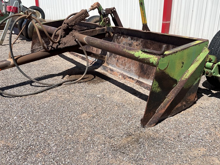 #9143-•-10'-scraper-image-11