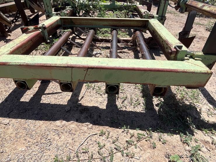 #9040-•-3-pt-spike-tooth-tillage-implement-custom-image-10