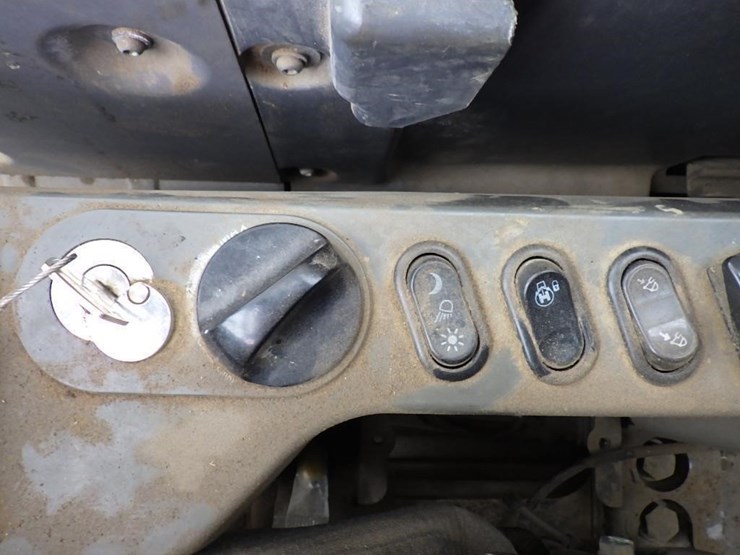 2016-komatsu-pc490-lc-11-image-32