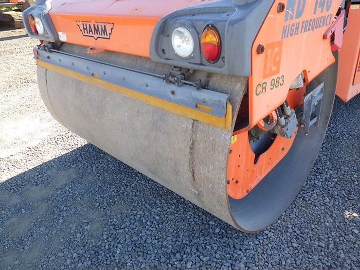 2012-hamm-hd140vvh-smooth-drum-compactor-image-15