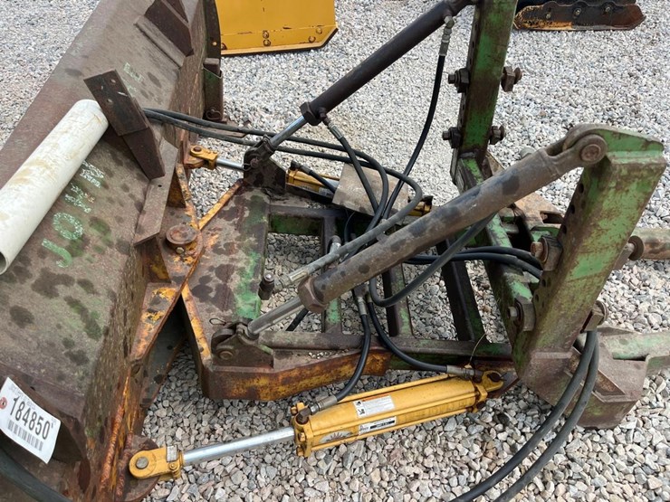 john-deere-10-image-9