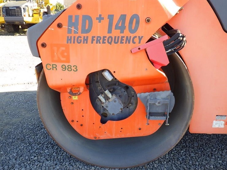 2012-hamm-hd140vvh-smooth-drum-compactor-image-14