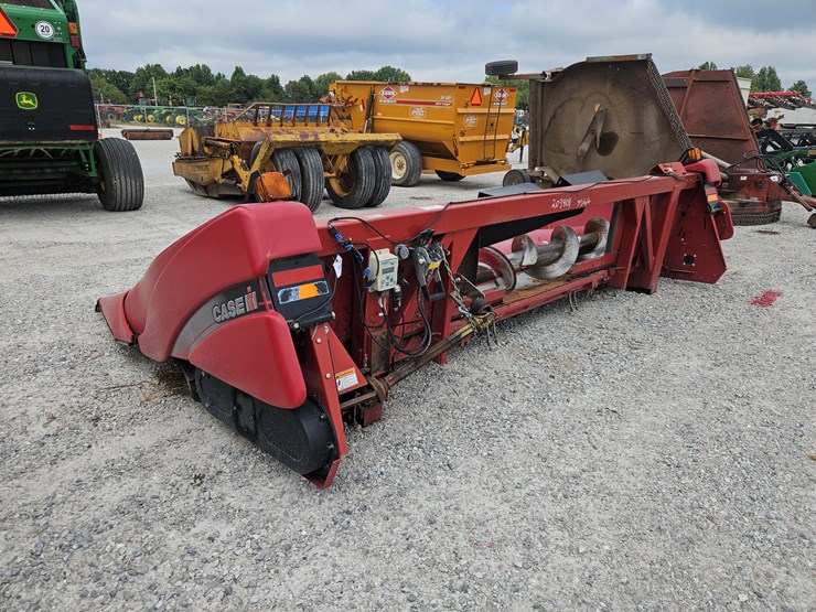 2009-case-ih-3206-image-4