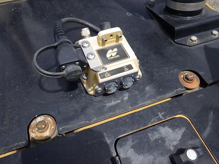 2020-caterpillar-d5-lgp-image-29