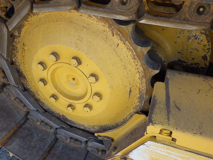 2021-deere-550k-image-51