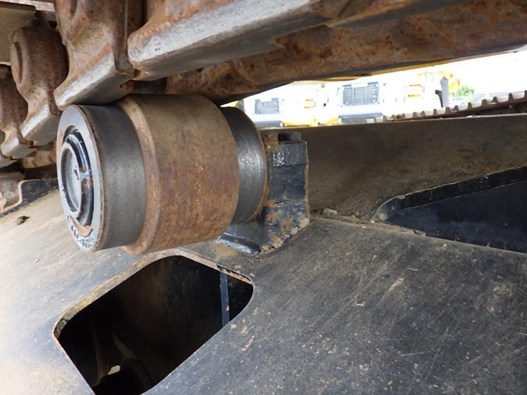 2016-deere-300g-lc-image-53