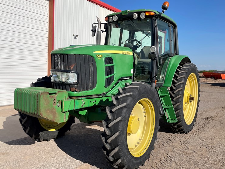 john-deere-7230-premium-image-98
