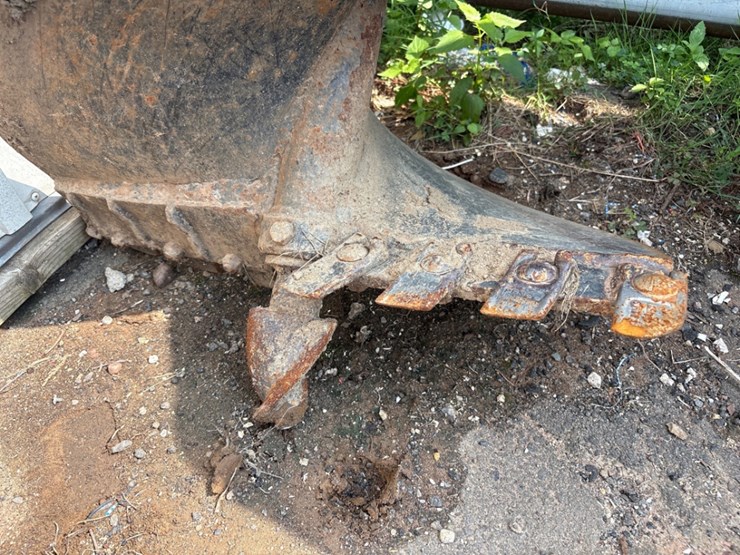 pengo-24"-auger-attachment-image-2