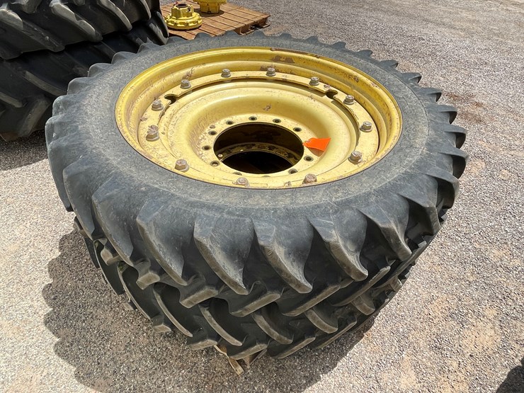 #9196-•-pair-of-john-deere-dual-rims-with-tires-image-3