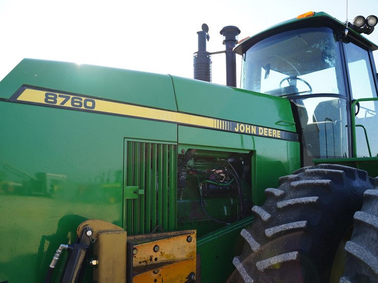 1990-john-deere-8760-image-11