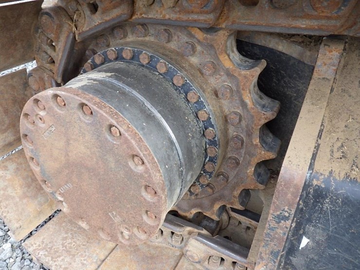 2016-deere-300g-lc-image-52