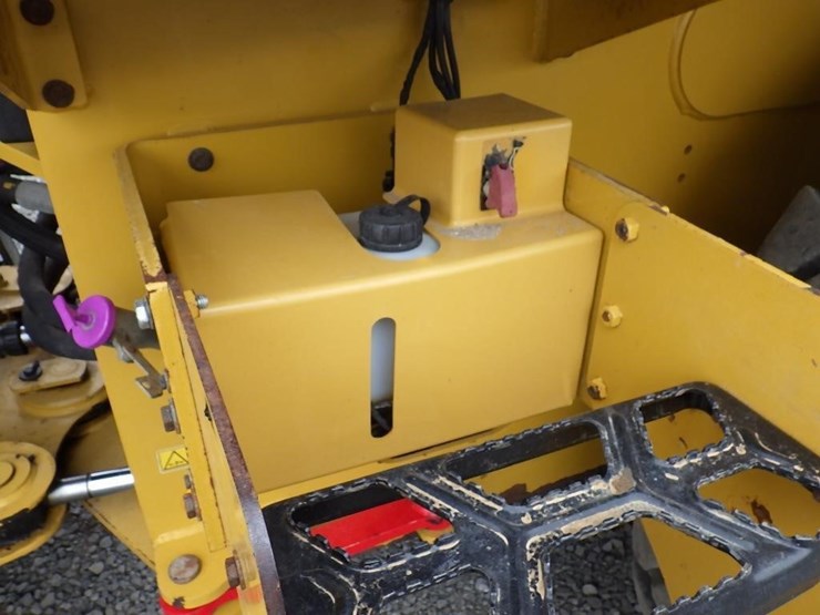 caterpillar-930m-image-32