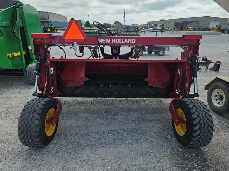 2018-new-holland-310-image-8