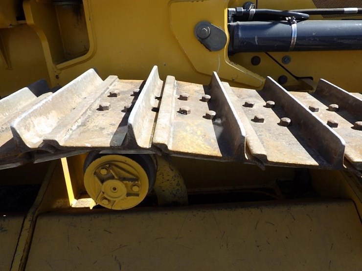 2021-deere-550k-image-54