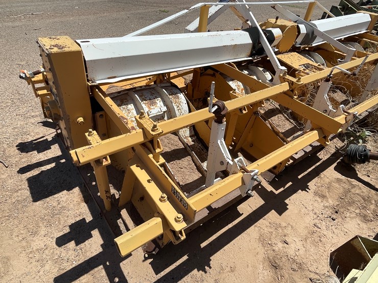 #9038-•-johnson-3-pt,-4-row-bed-shaper-image-21