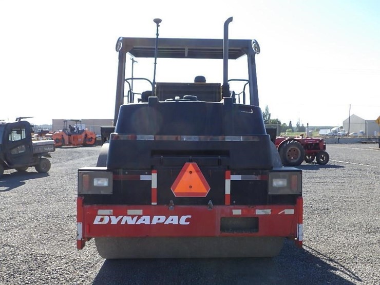 2013-dynapac-cc7200-image-6