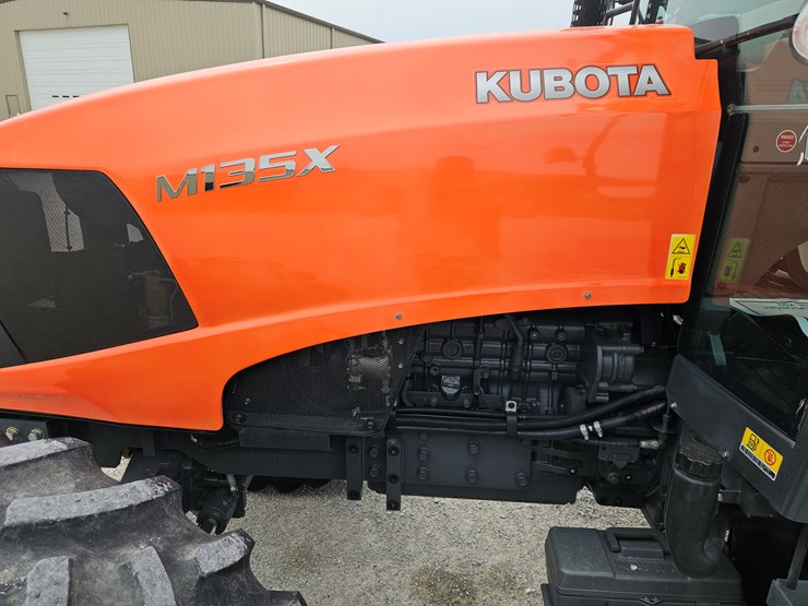 2015-kubota-m135x-image-20