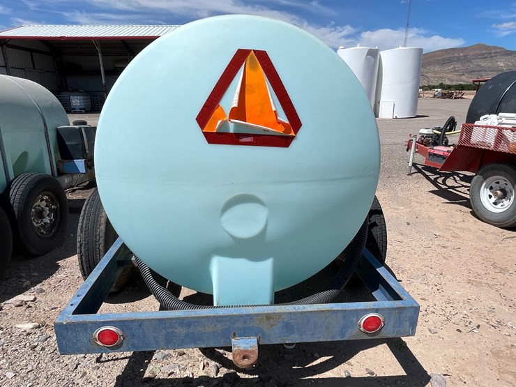 #9140-•-1000-gallon-fertilizer-tank-image-3