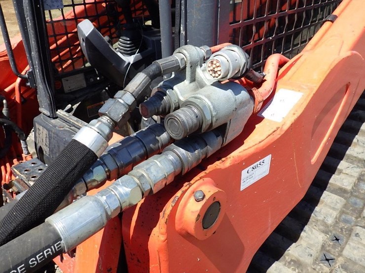 kubota-svl97-2-image-13