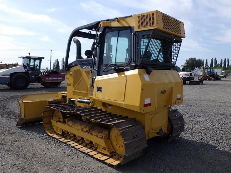 2021-deere-450k-lgp-image-5