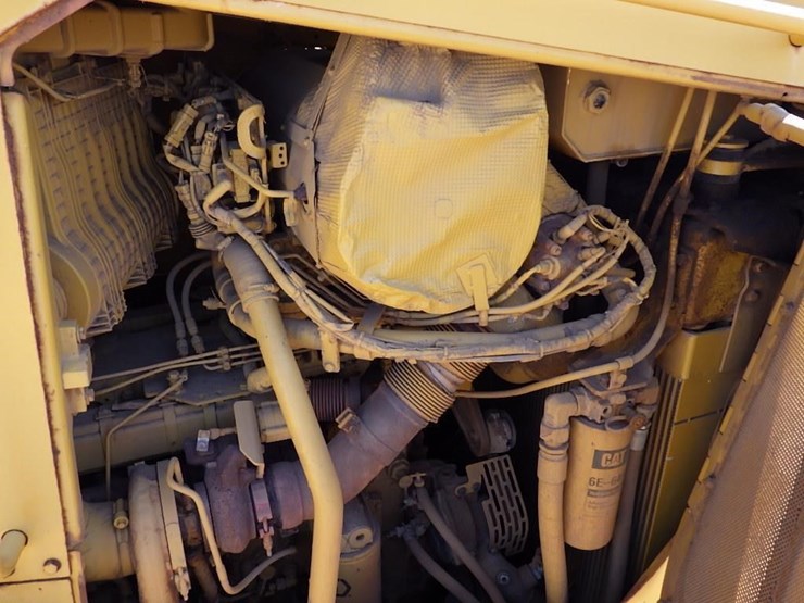 2011-caterpillar-d7e-image-21