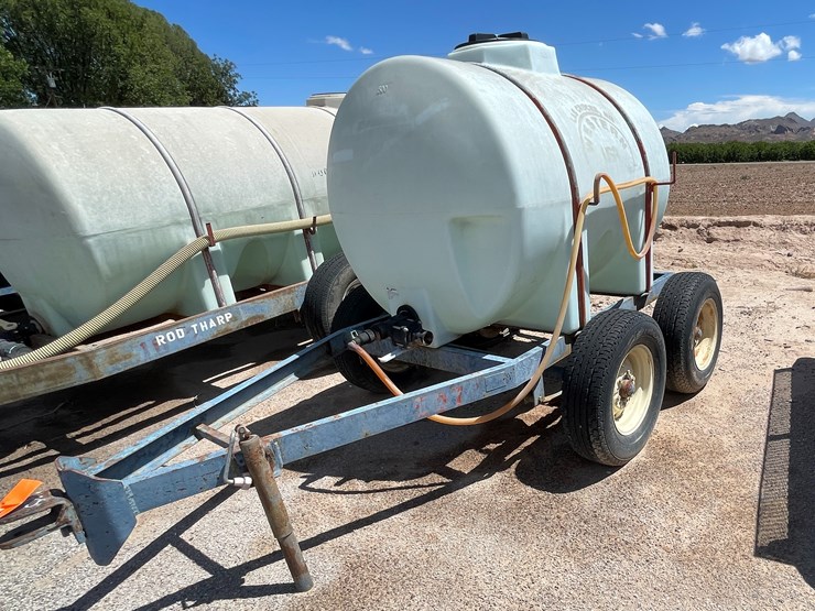 #9138-•-525-gallon-fertilizer-tank-image-1