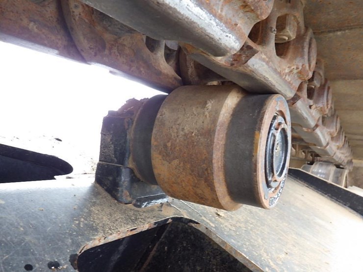2016-deere-300g-lc-image-54