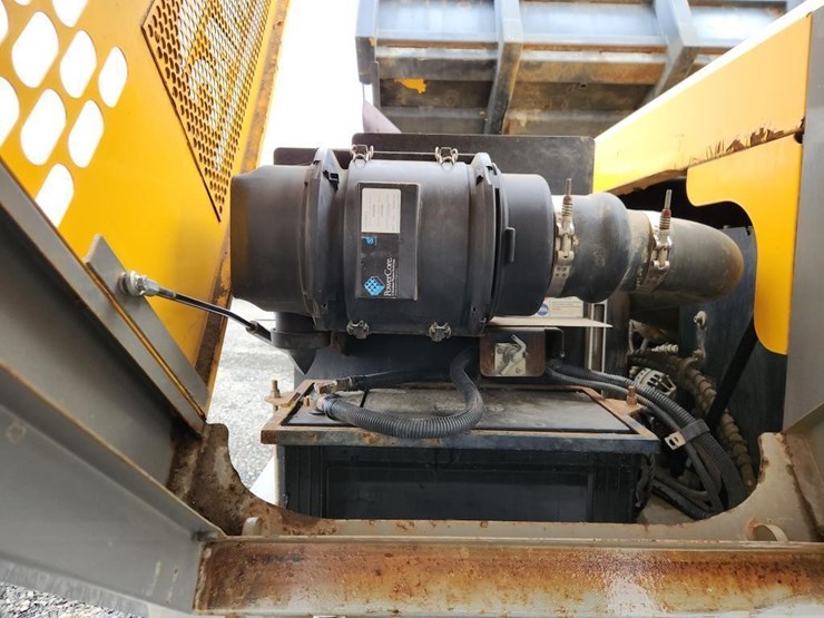 2016-terramac-rt9-image-27