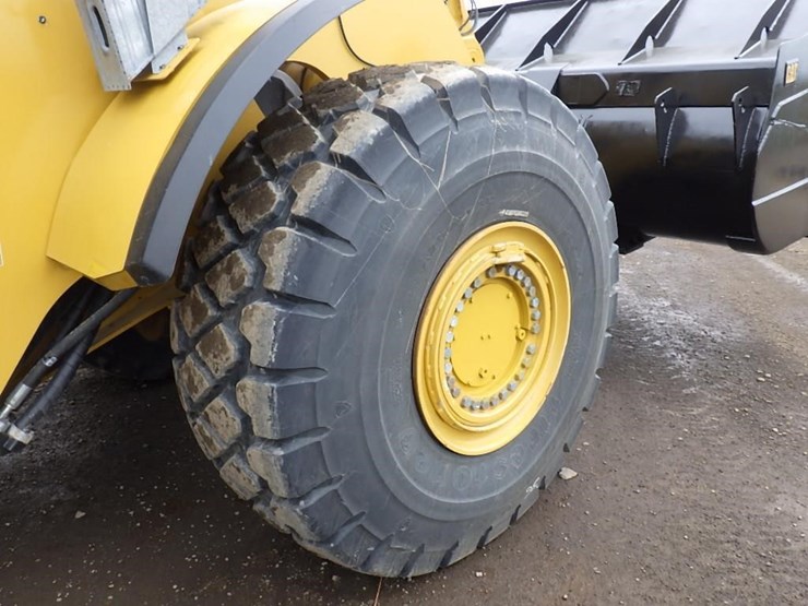 2022-caterpillar-980-image-63