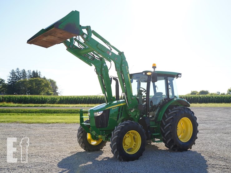 2017-john-deere-5090r-image-45