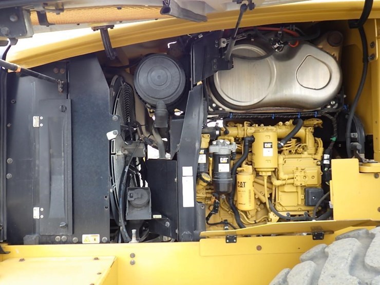 caterpillar-930m-image-27