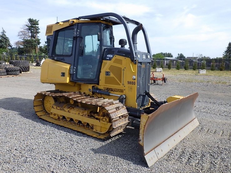 2021-deere-450k-lgp-image-2