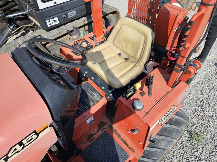 2014-ditch-witch-rt45-image-7