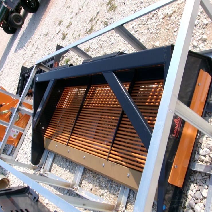 LAND HONOR 72" ROCK SCREENING BUCKET F/ SKID STEER
