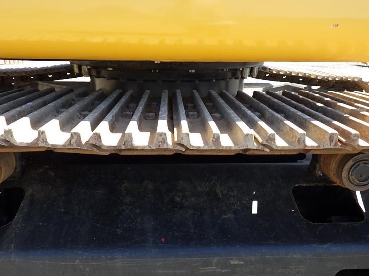 2016-deere-300g-lc-image-57