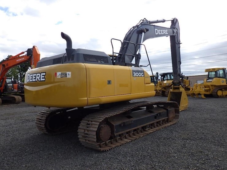 2016-deere-300g-lc-image-4