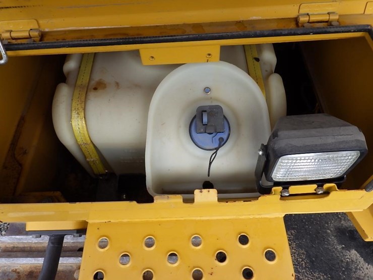 2016-deere-300g-lc-image-20
