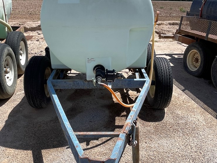 #9138-•-525-gallon-fertilizer-tank-image-2