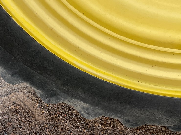 john-deere-7230-premium-image-76