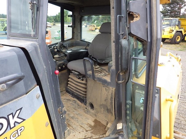 2017-deere-950k-lgp-image-30