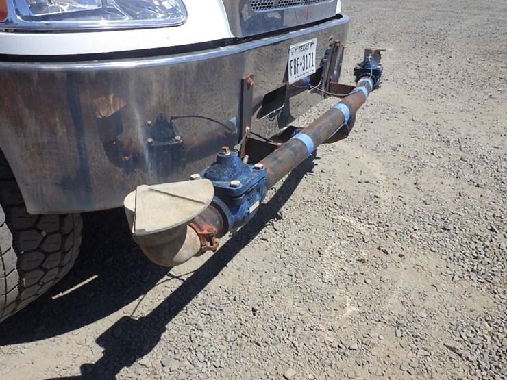 2015-peterbilt-pb348-16'-t/a-water-truck-image-15