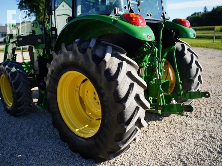 2017-john-deere-5090r-image-32