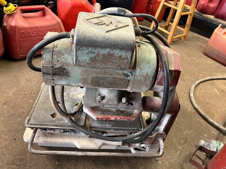 mk-101-10"-wet-tile-saw-image-4