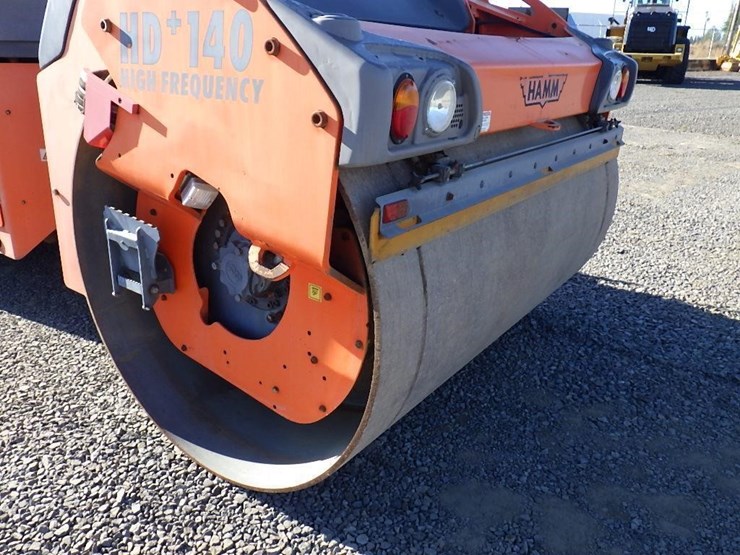 2012-hamm-hd140vvh-smooth-drum-compactor-image-16