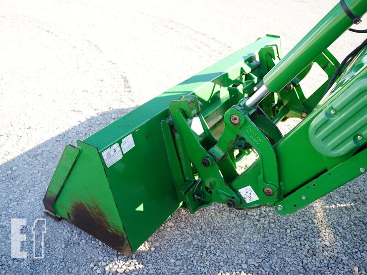 2017-john-deere-5090r-image-15