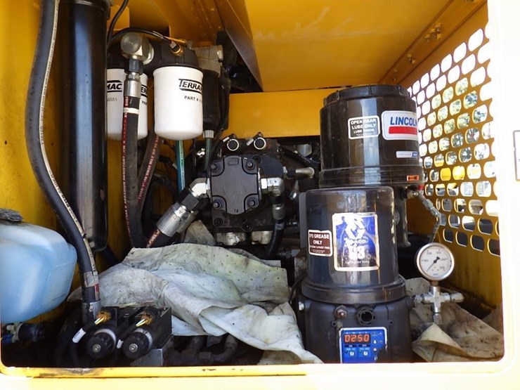 2021-terramac-rt14r-image-13