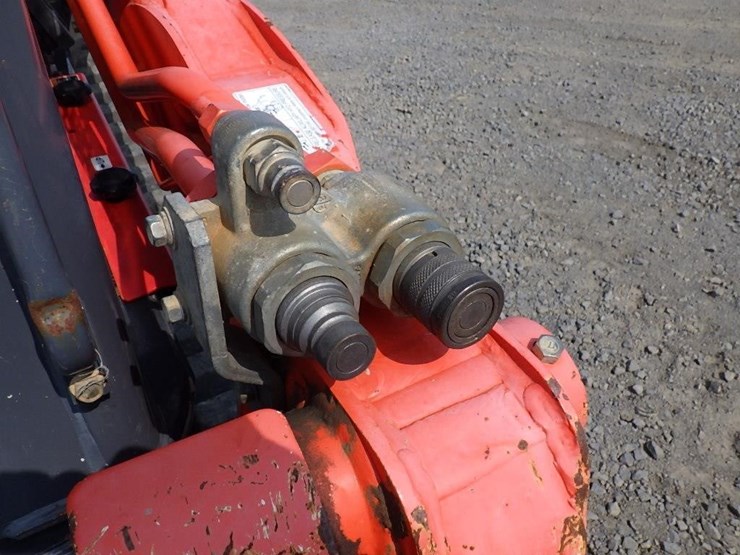 kubota-svl97-2-image-11